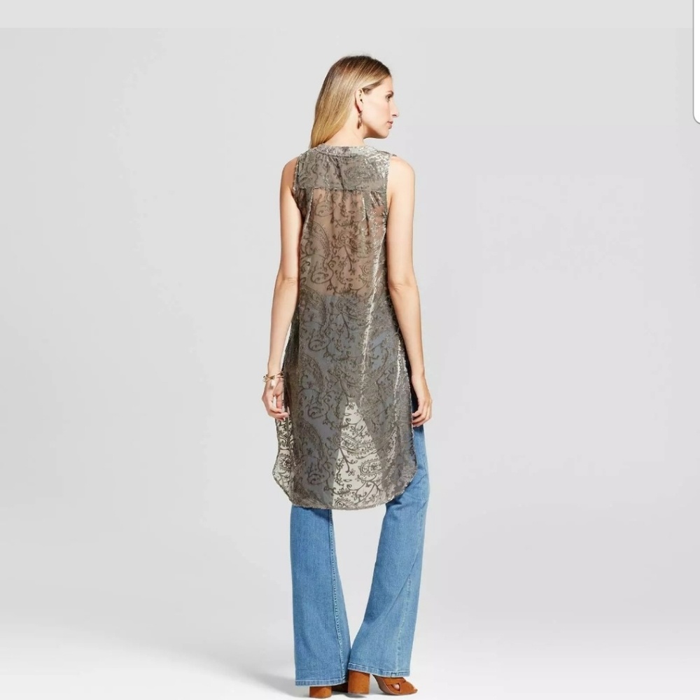 Knox Rose Velvet Burnout Tunic Tank - Picture 2 of 4